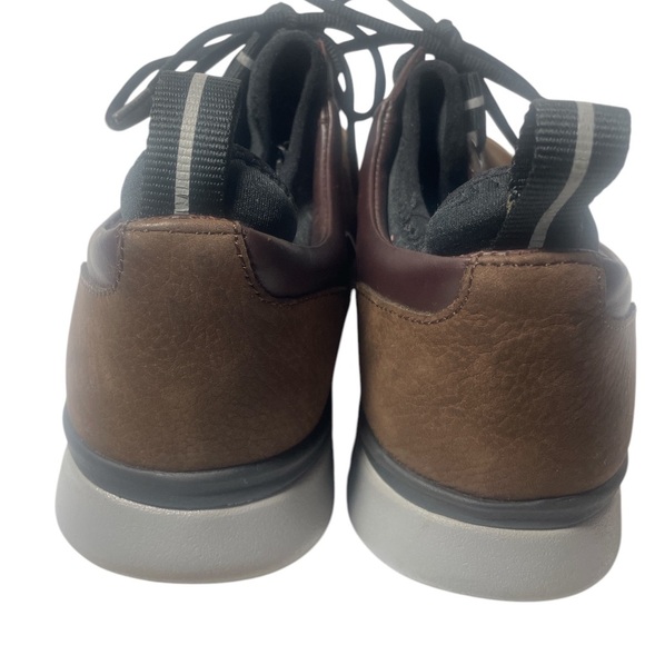 Johnston and Murphy Men's Brown Shoes Size 11.5 - Picture 5 of 8